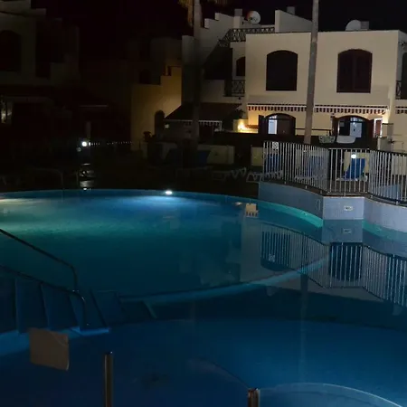 Tenerife Sur, طوستا ديل سيلونثيو